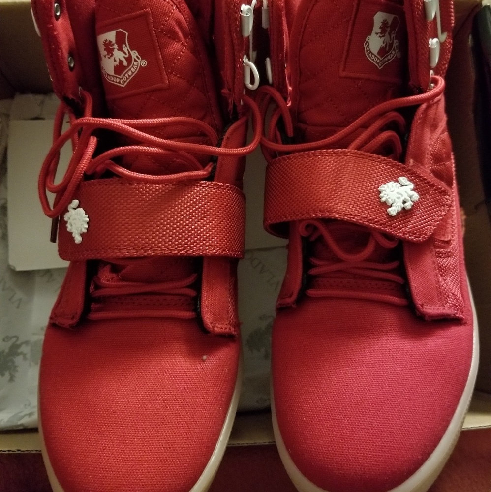 VALDO Girls Sz 8.5 Red and White High top Sneakers